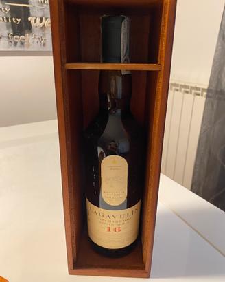 Whisky Lagavulin 16 astuccio in legno