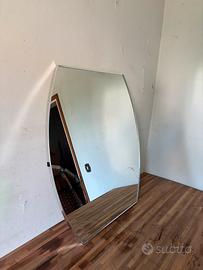 Specchio da parete con cornice in alluminio