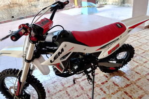 Lem 125 4 tempi