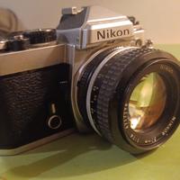 Macchina fotografica Nikon FE