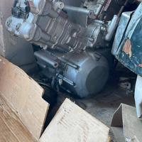 motore suzuki v storm 650 4.500 km