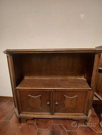 MOBILETTO CON RIPIANI E ANTE VINTAGE