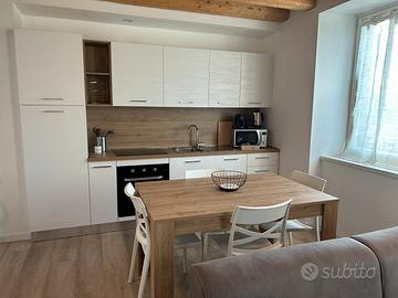 Bilocale CENTRO STORICO CLUSONE, casa vacanza