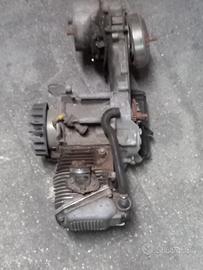 blocco motore piaggio vespa 4 valvole leggete