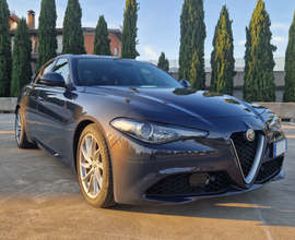 Alfa Romeo Giulia Q2