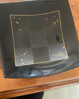 Piatto da collezione  in ceramica