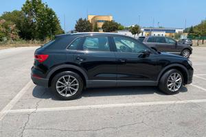 Audi Q3 II 2021 35 2.0 tdi Business s-tronic