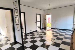 Trilocale appena restrutturato