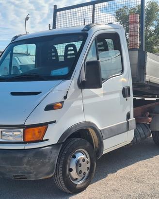 Iveco Daily Ribaltabile Trilaterale cc 2800