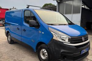 0445 FURGONE FIAT TALENTO 2017