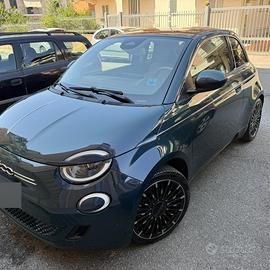 Fiat 500 by bocelli - elettric