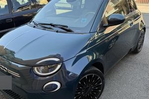 Fiat 500 by bocelli - elettric