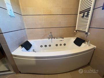 Vasca idromassaggio Teuco