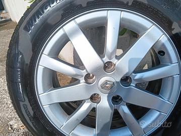 cerchi in lega e gomme termiche 