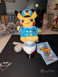 peluche Pikachu pilota Pokemon center Japan raro