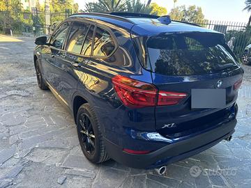 BMW X1 TETTUCCIO e SEDILI RISCALDABILI