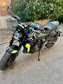 Triumph Trident 660 lime green