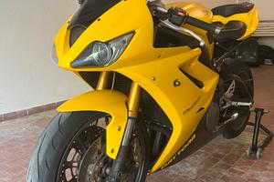 Triumph Daytona 675