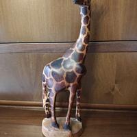 Scultura etnica africana in legno, di giraffa