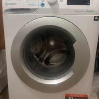 Lavatrice INDESIT 8kg/1400 GIRI/INVERTER