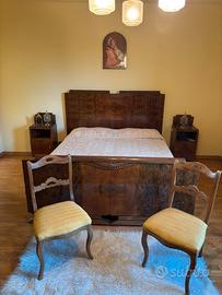 Camera da letto anni 30 in radica di noce.