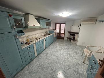 Mansarda con ascensore semiarredata