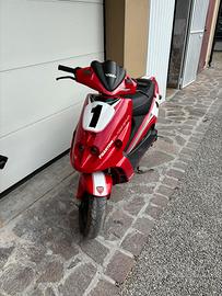 F12 Edizione speciale Ducati