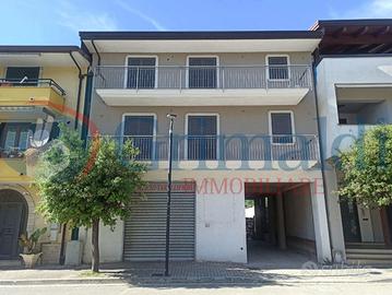 Negozio Telese Terme [Cod. rif 3238373ACG]