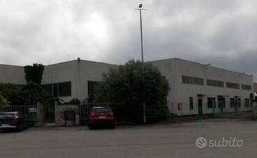 Capannone a Cavenago d'Adda, via Ada Negri