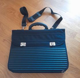 Borsa Porta PC uomo in nylon nero con tracolla