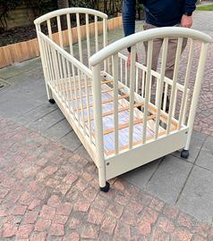 Lettino neonato/bimbo legno bianco senza materasso