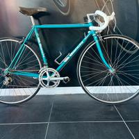 Bianchi Trofeo ’80s Columbus Campagnolo Celeste