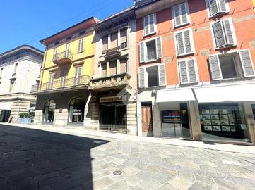 CASA SEMINDIPENDENTE A CREMONA