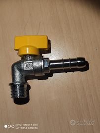 rubinetto metallo 