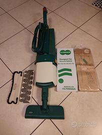 Vorwerk Folletto VK122 con borsa accessori inclusa