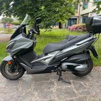 Suzuki Burgman AN 400 2024