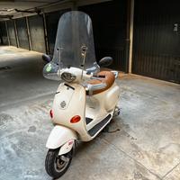 Vespa et4 150