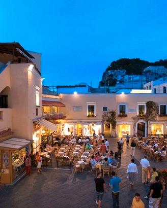 Capri vicino alla piazzetta 2 posti 16-23 agosto