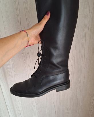 stivali alti in vera pelle nera numero 37 comodi