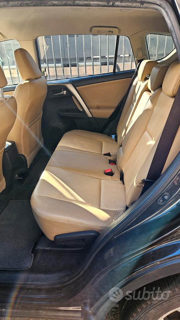 Toyota Rav4 2014 photo 4