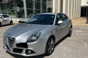 Alfa Romeo Giulietta benzina gpl anche per neopant