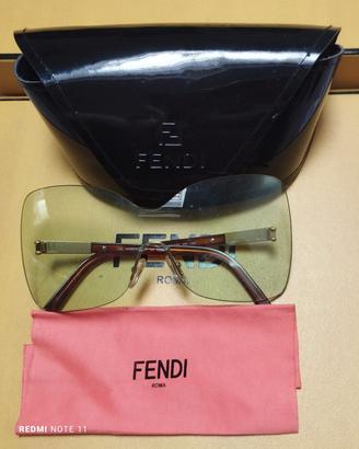 Fendi occhiali oversize 