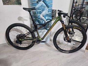 MTB Orbea OIZ 29 AXS kashima ruote Carbon