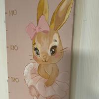 Metro crescita bambina dipinto a mano