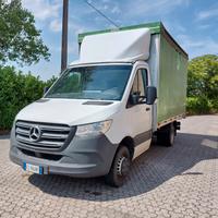 Mercedes Benz Sprinter con cassone