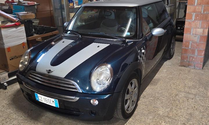 BMW Mini 1.6 benzina e gpl