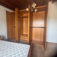 Camera matrimoniale in legno massello