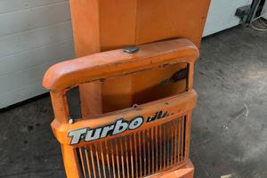 Serbatoio gasolio + calandra X Fiat 1300 super