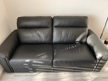 Divano Poltrone e sofà in pelle nera