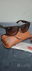 Ray-Ban